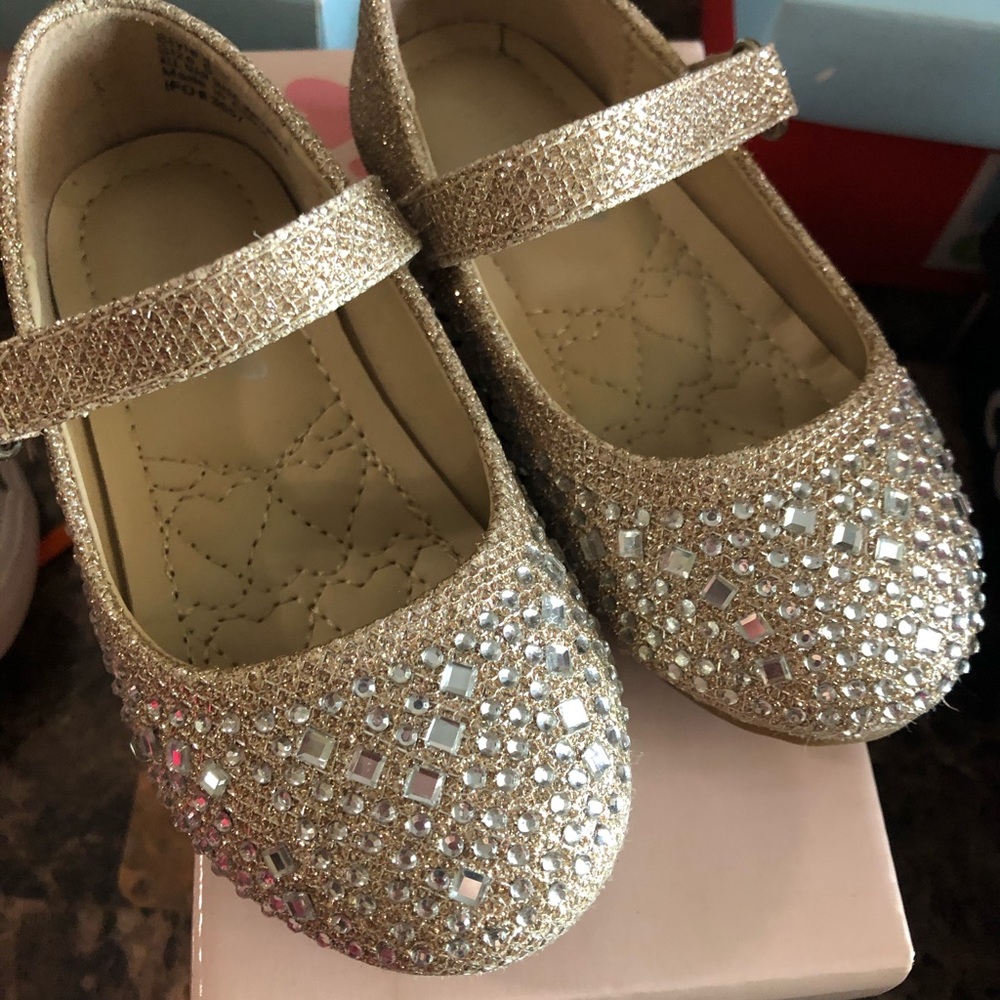 Gold dress shoes